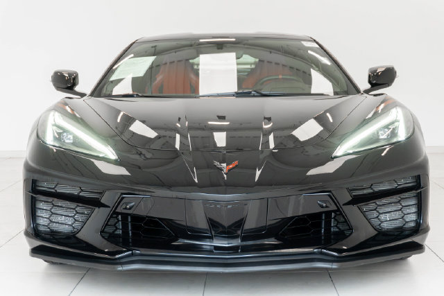 Used 2021 Chevrolet Corvette Stingray Preferred Cpe w/ Z51 Performance Package RWD image 32