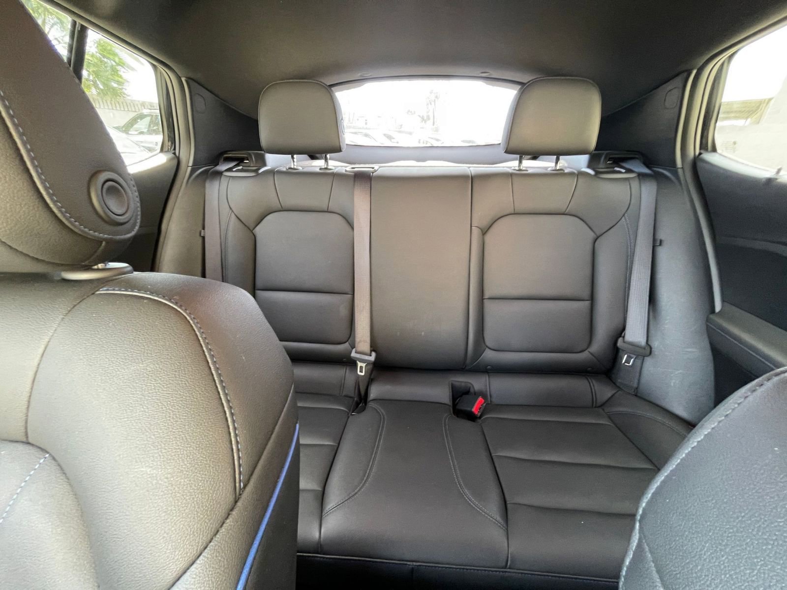 Used 2025 Buick Envista Sport Touring image 39