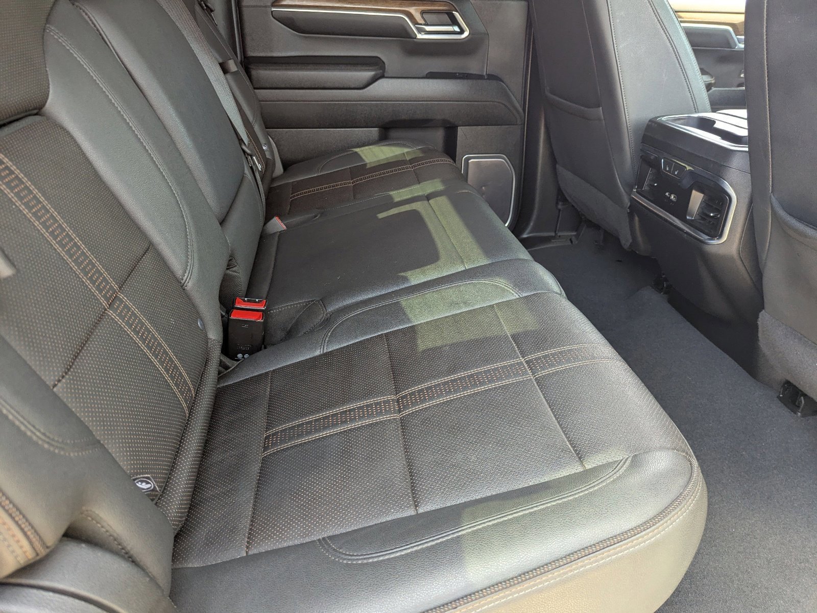 Used 2023 Chevrolet Silverado 1500 High Country w/ Technology Package image 14