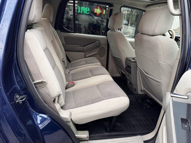 Used 2007 Ford Explorer Sport Trac XLT image 27
