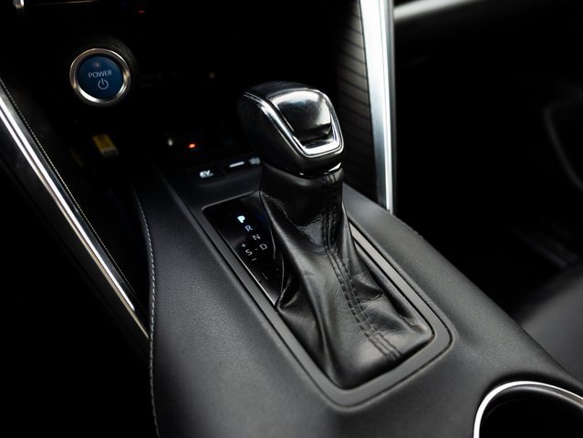 Used 2022 Toyota Venza XLE image 21