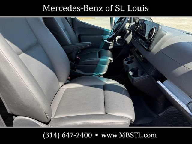 Used 2020 Mercedes-Benz Sprinter 3500 image 18
