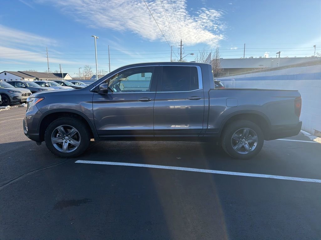 Certified 2023 Honda Ridgeline RTL image 2