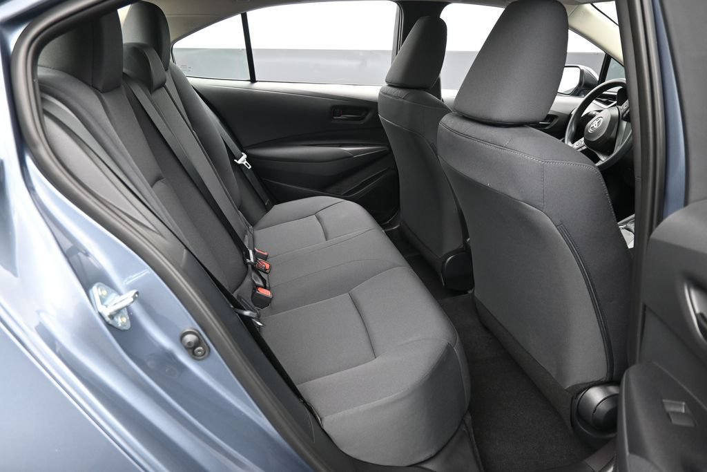 Used 2026 Toyota Corolla LE w/ LE Premium Package FWD image 29