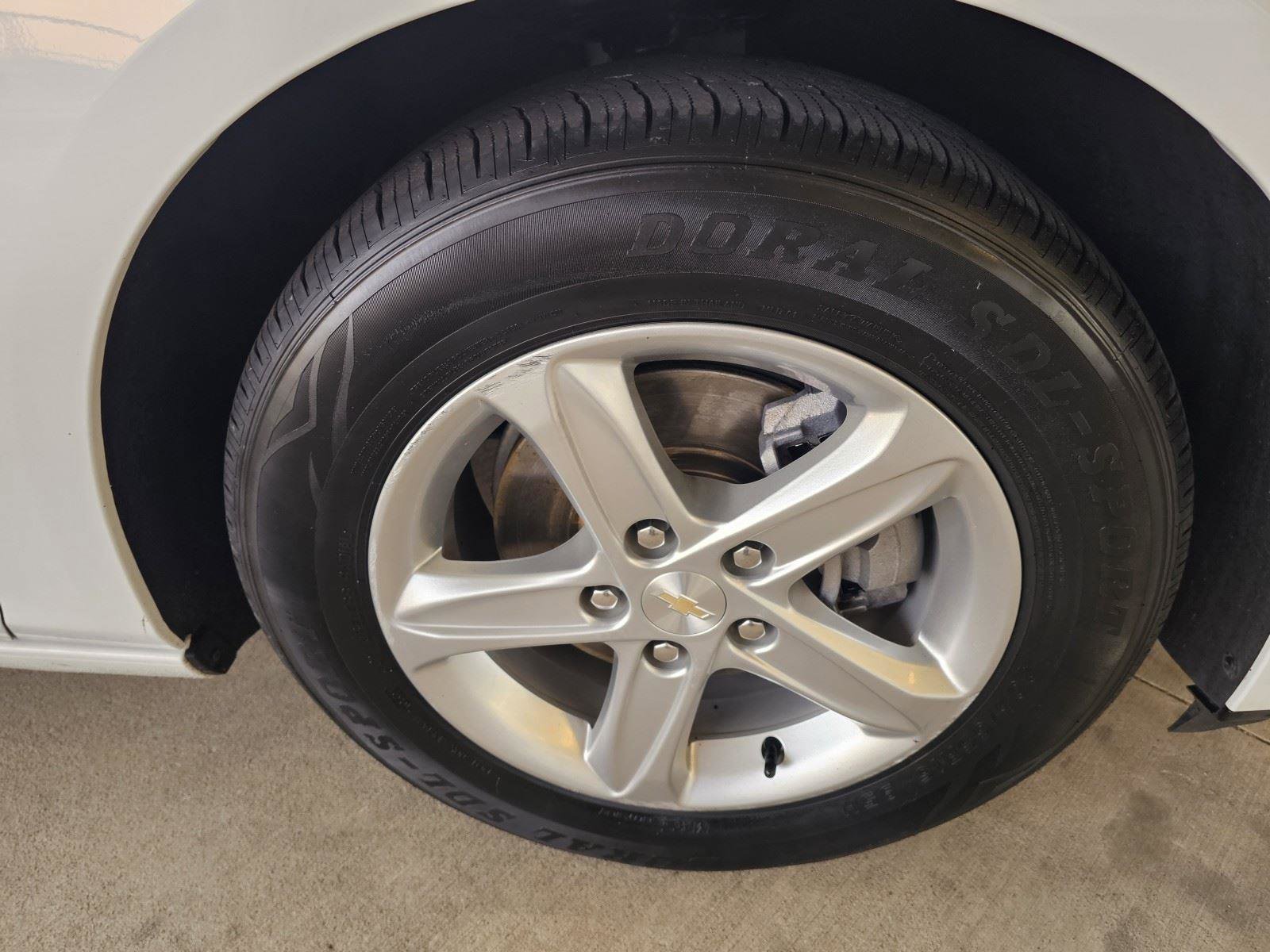 Used 2024 Chevrolet Malibu LT image 9