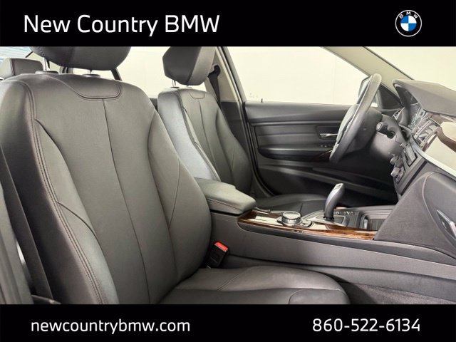 Used 2014 BMW 320i xDrive Sedan AWD/4WD image 28
