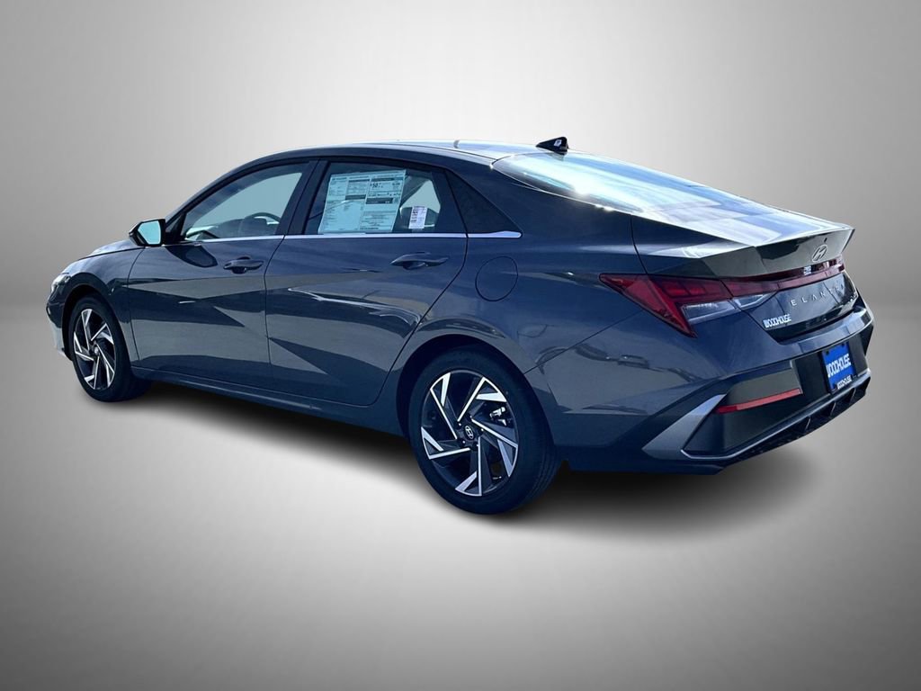 New 2026 Hyundai Elantra Limited image 7