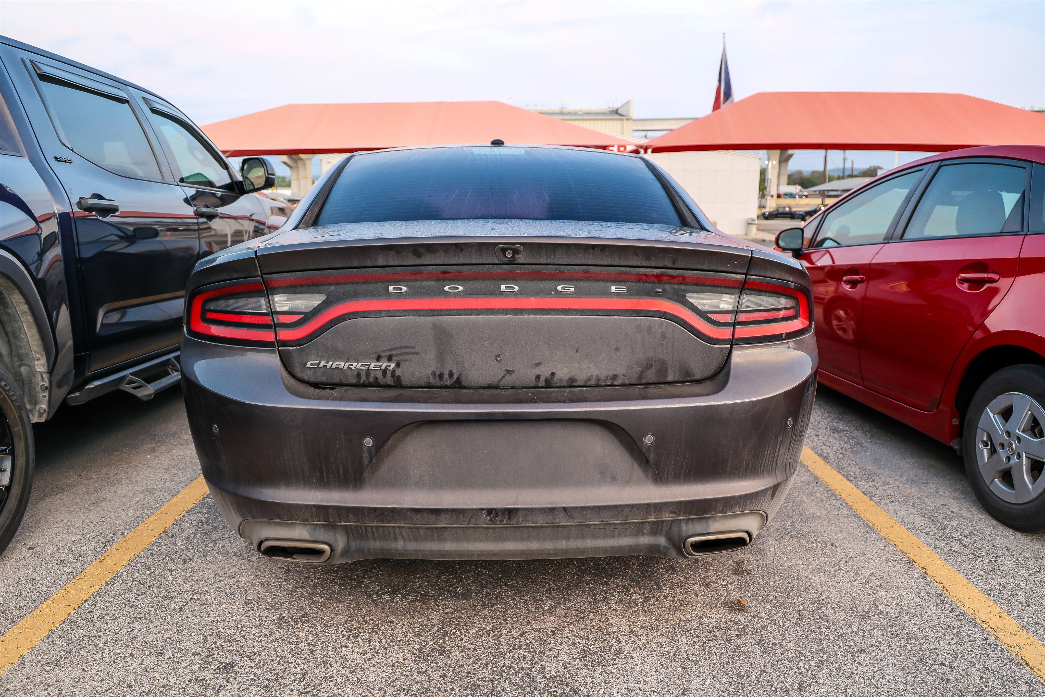 Used 2020 Dodge Charger SXT image 9