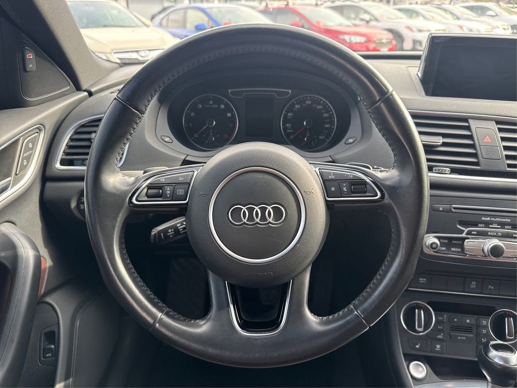 Used 2018 Audi Q3 2.0T Premium Plus w/ Premium Plus Package AWD/4WD image 19