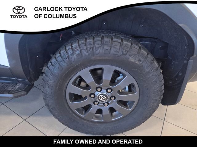 Used 2025 Toyota Land Cruiser image 10