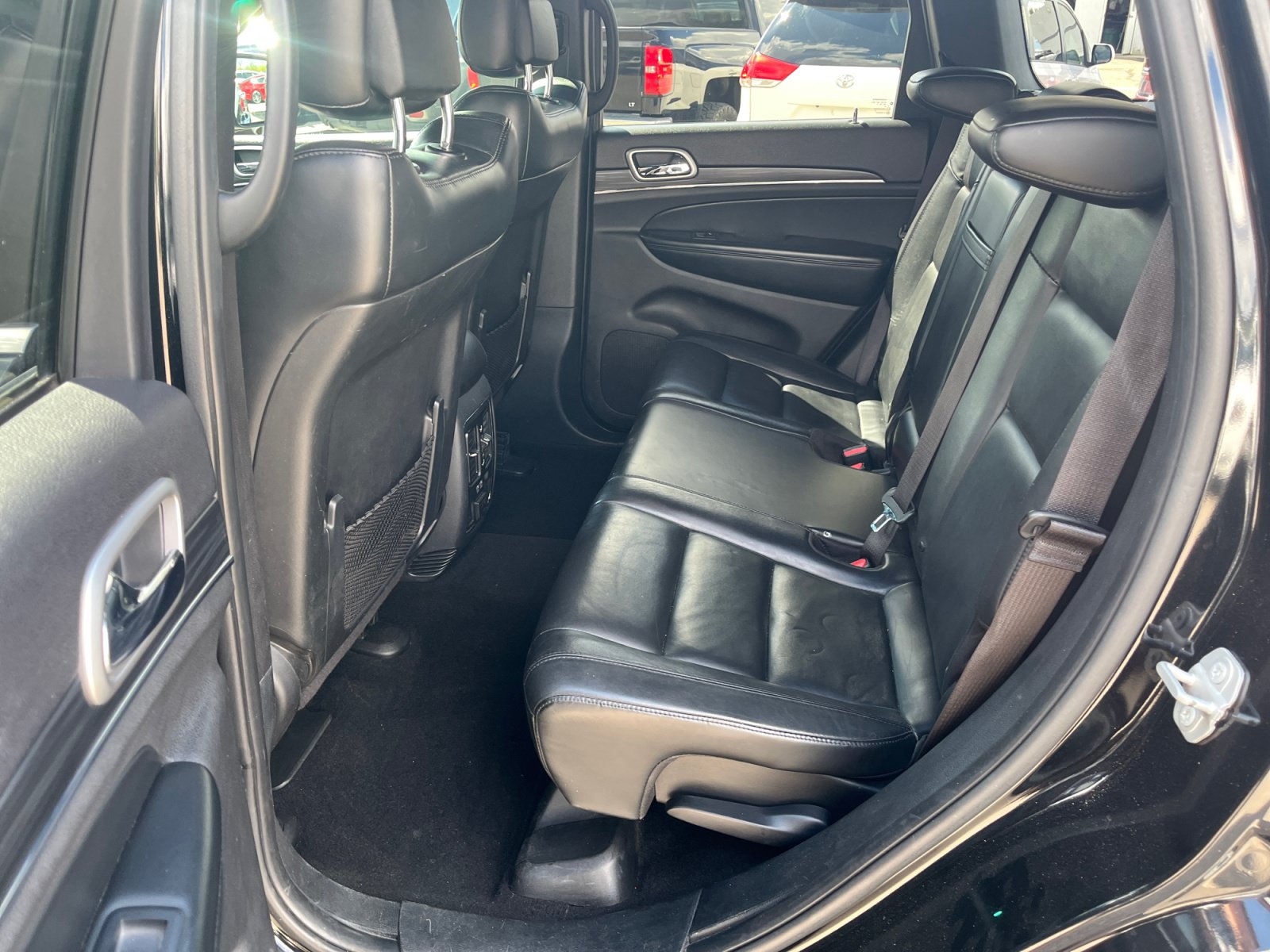Used 2020 Jeep Grand Cherokee Limited w/ Premium Lighting Group RWD image 28