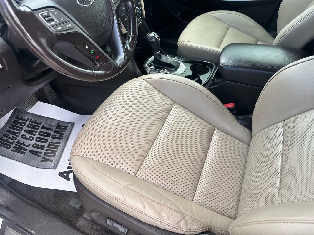 Used 2019 Hyundai Santa Fe XL AWD/4WD image 38