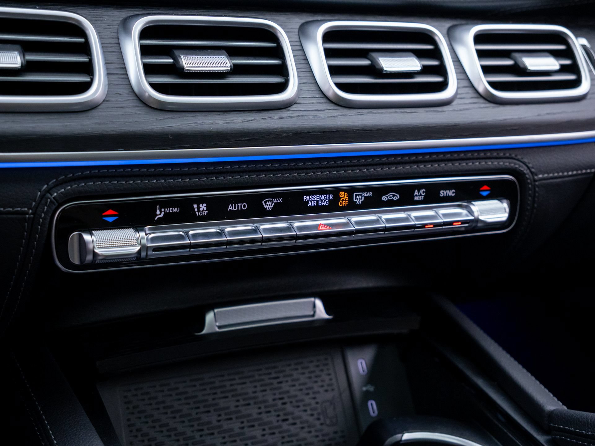 New 2026 Mercedes-Benz GLE 450 4MATIC Coupe image 28