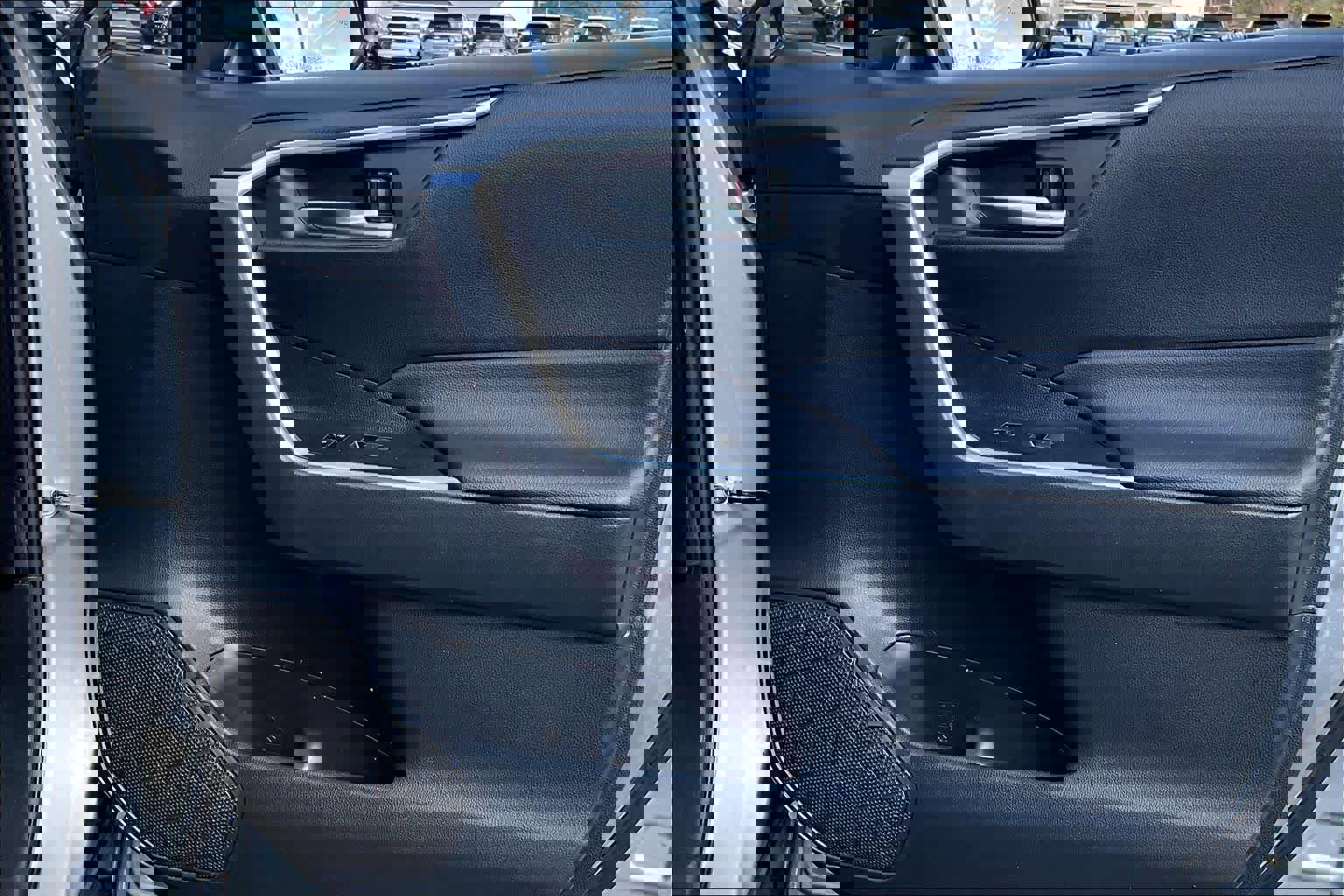 Used 2024 Toyota RAV4 SE w/ Convenience Package image 23