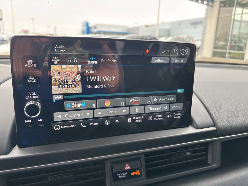 New 2025 Honda Pilot Touring image 31