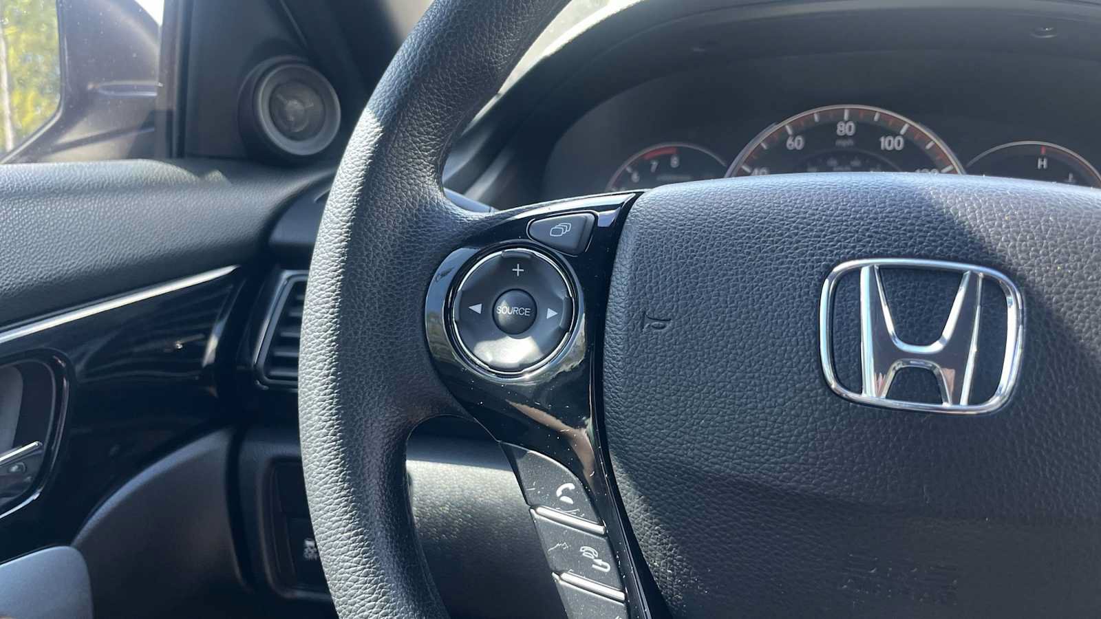Used 2016 Honda Accord LX-S image 33