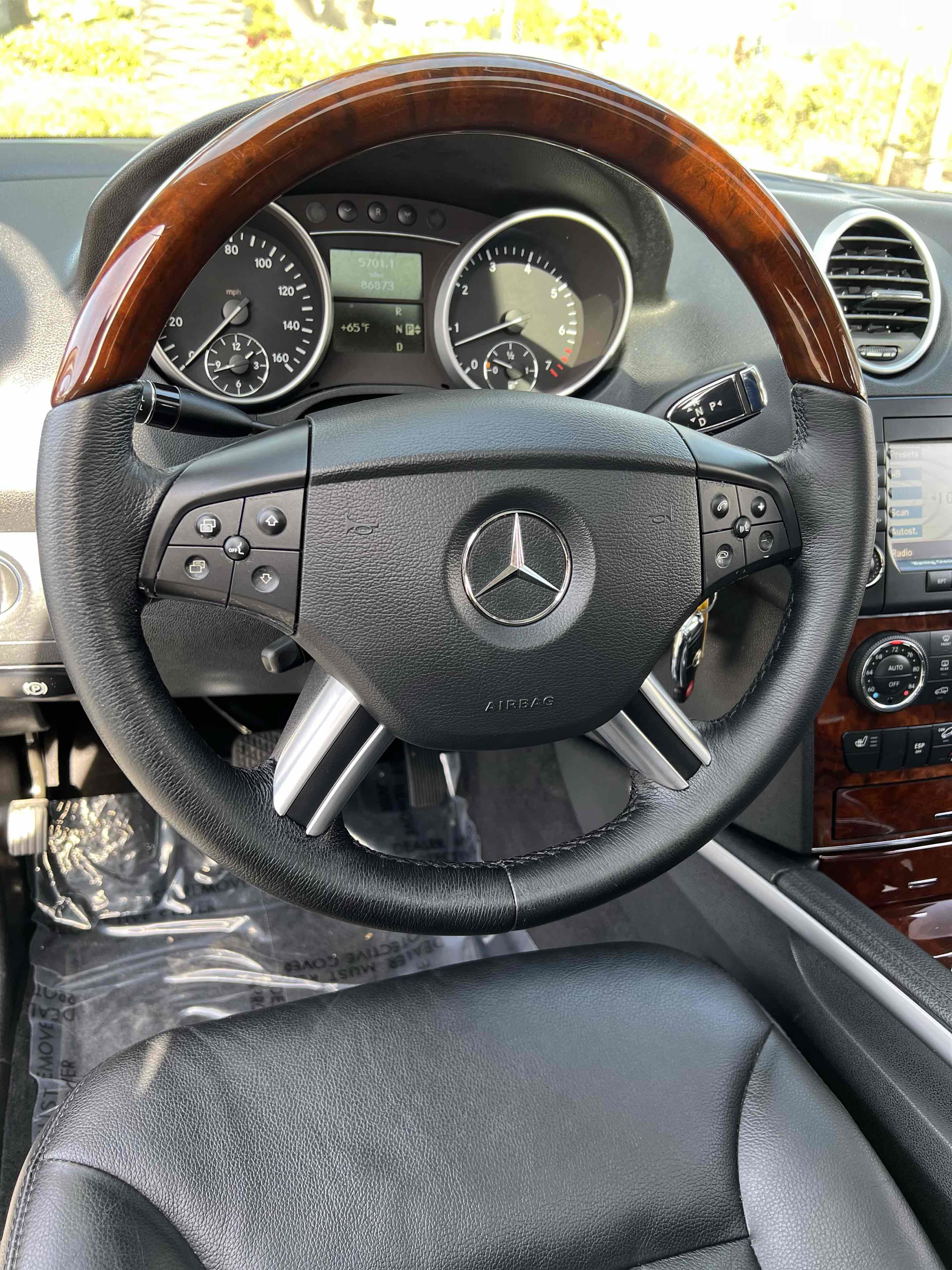 Used 2007 Mercedes-Benz ML 350 4MATIC image 3