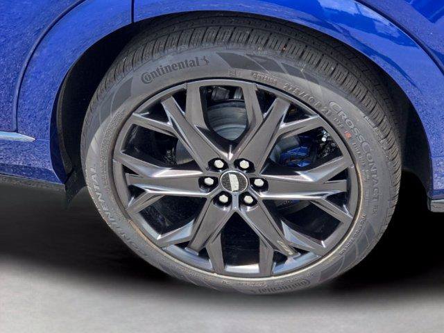 New 2027 Cadillac Optiq V w/ Deep Ocean Design Edition AWD/4WD image 12
