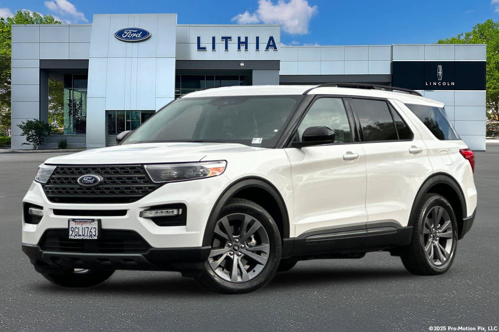 Certified 2023 Ford Explorer XLT w/ Equipment Group 202A RWD image 1