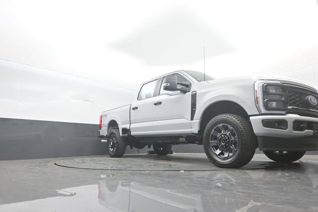 New 2026 Ford F250 4x4 Crew Cab Super Duty image 32