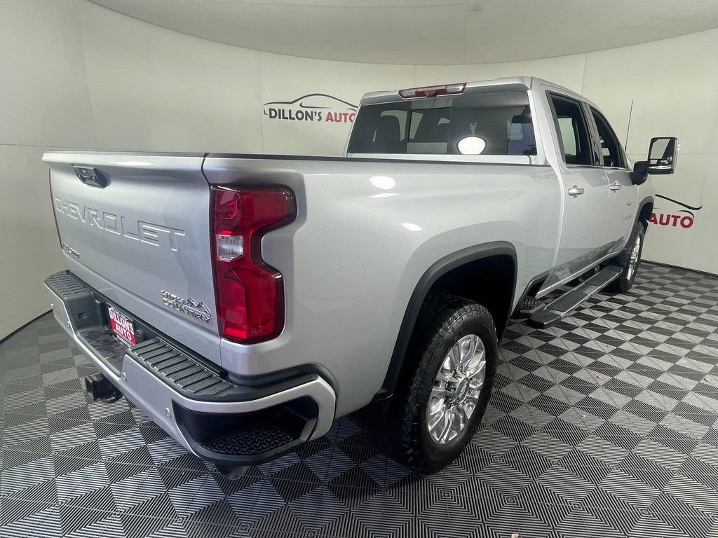 Used 2020 Chevrolet Silverado 2500 High Country w/ Technology Package image 7