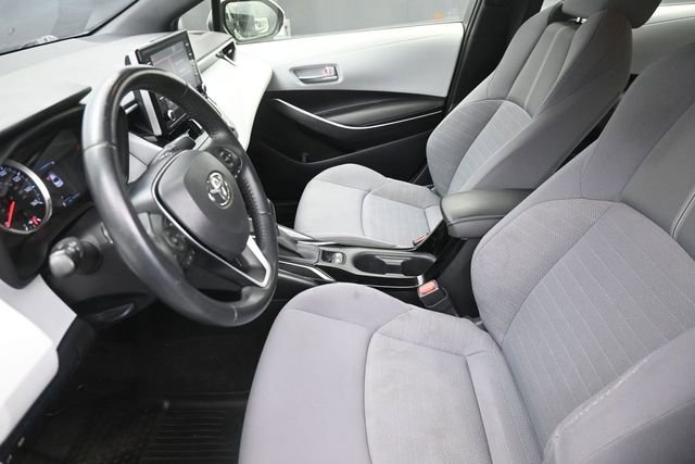 Used 2020 Toyota Corolla SE w/ SE Premium Package FWD image 17