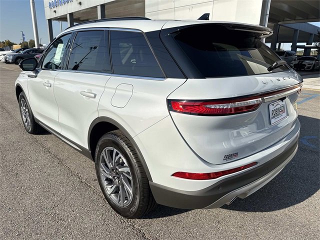 New 2026 Lincoln Corsair Premiere image 5