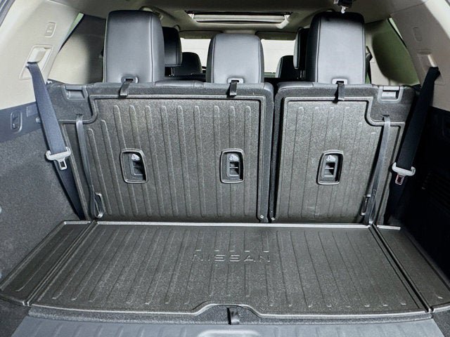 New 2026 Nissan Pathfinder Platinum w/ Cargo Package AWD/4WD image 25