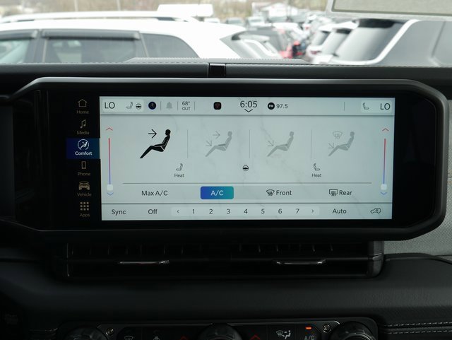 New 2025 Jeep Wrangler Sahara image 20