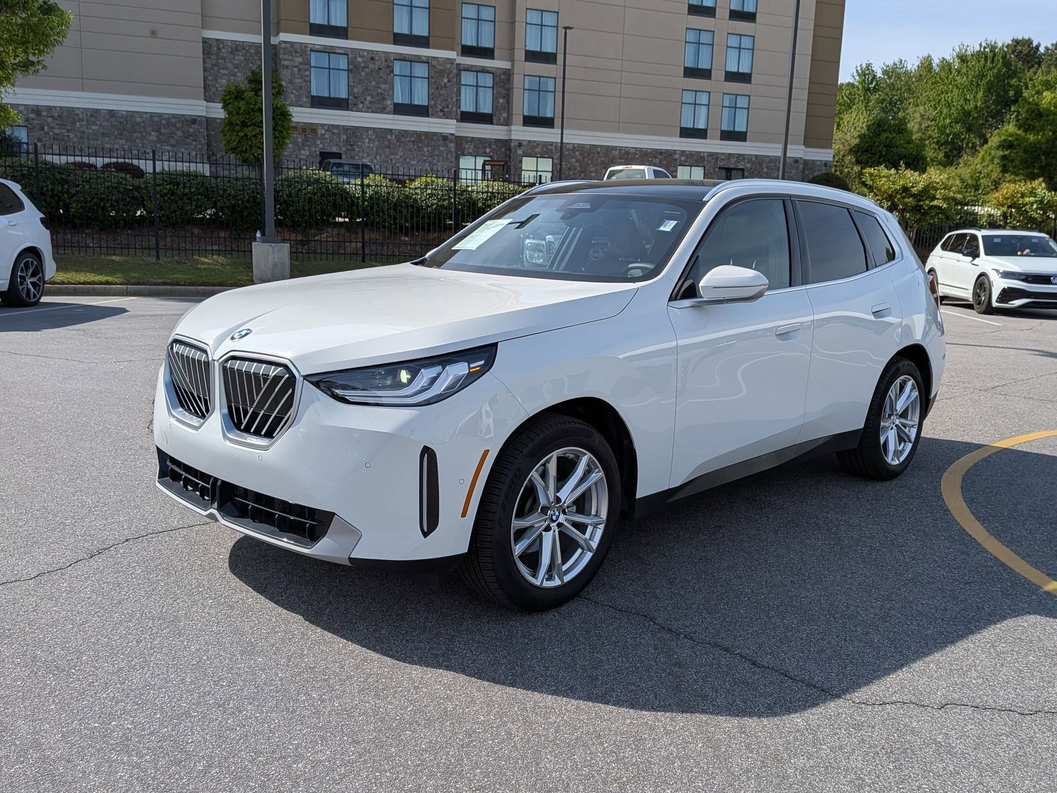 Used 2025 BMW X3 xDrive30i w/ Convenience Package AWD/4WD image 7