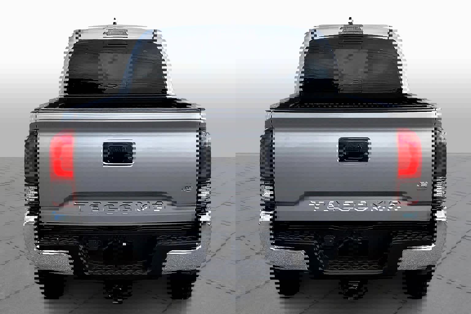 Used 2019 Toyota Tacoma SR5 image 4