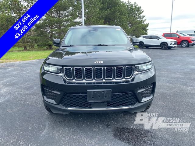 Used 2023 Jeep Grand Cherokee Laredo image 10