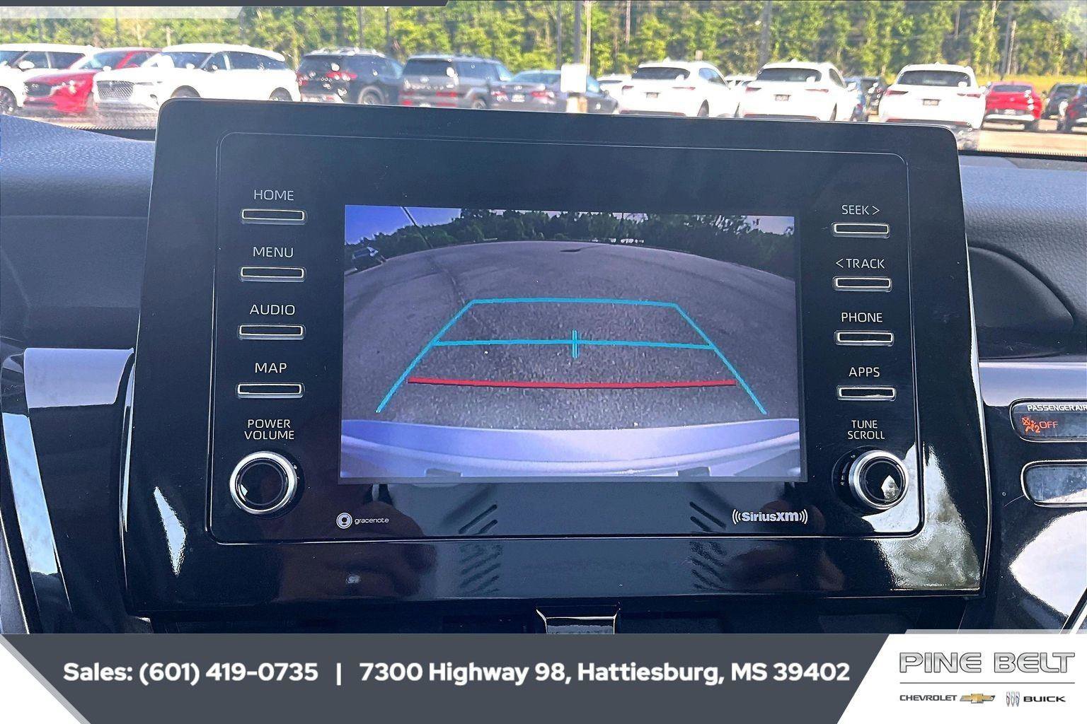 Used 2024 Toyota Camry SE image 15