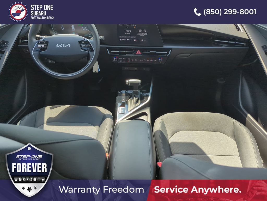 Used 2025 Kia Niro LX FWD image 15