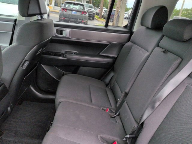 Certified 2025 Hyundai Santa Fe SE FWD image 14