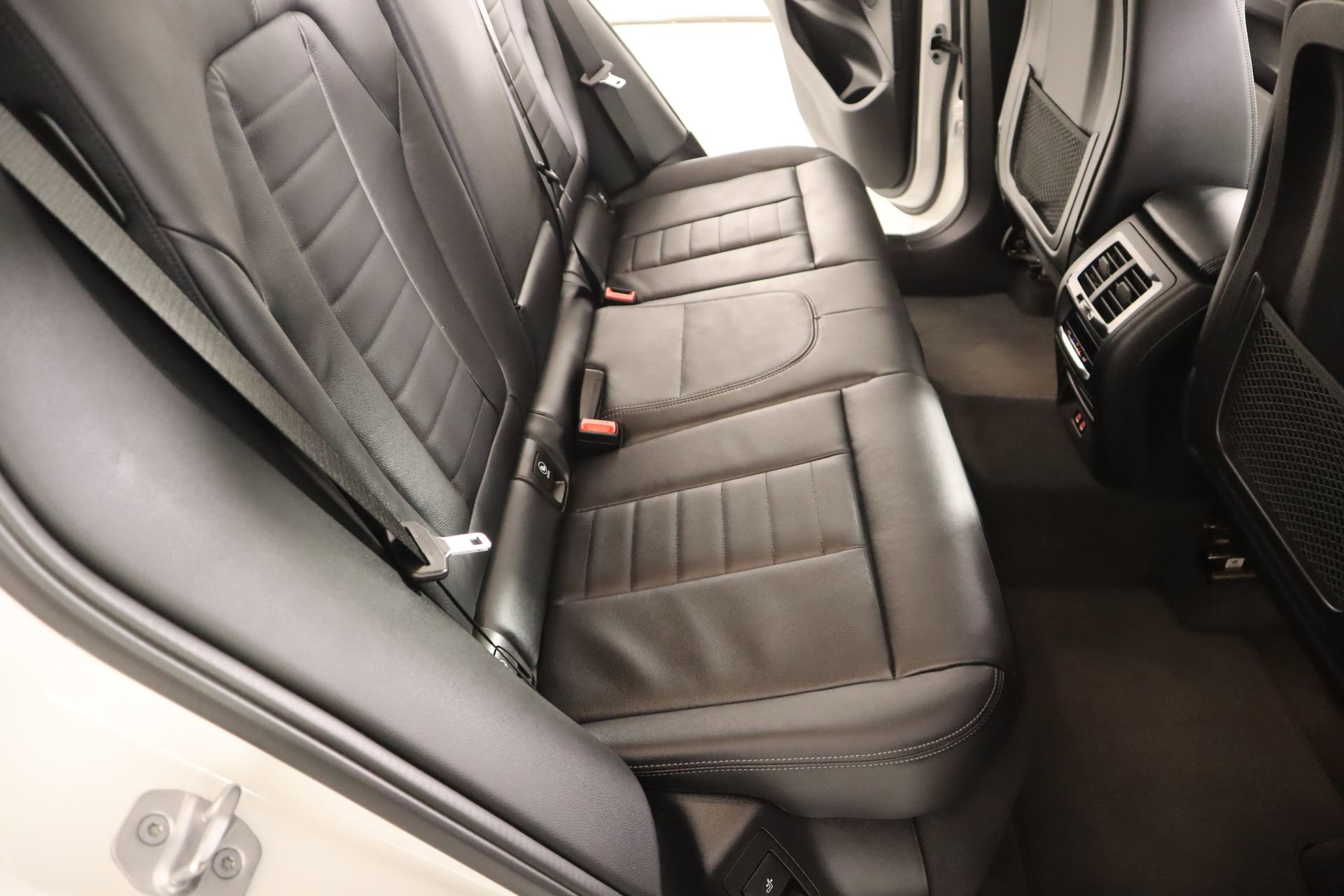 Used 2023 BMW X3 M40i image 15