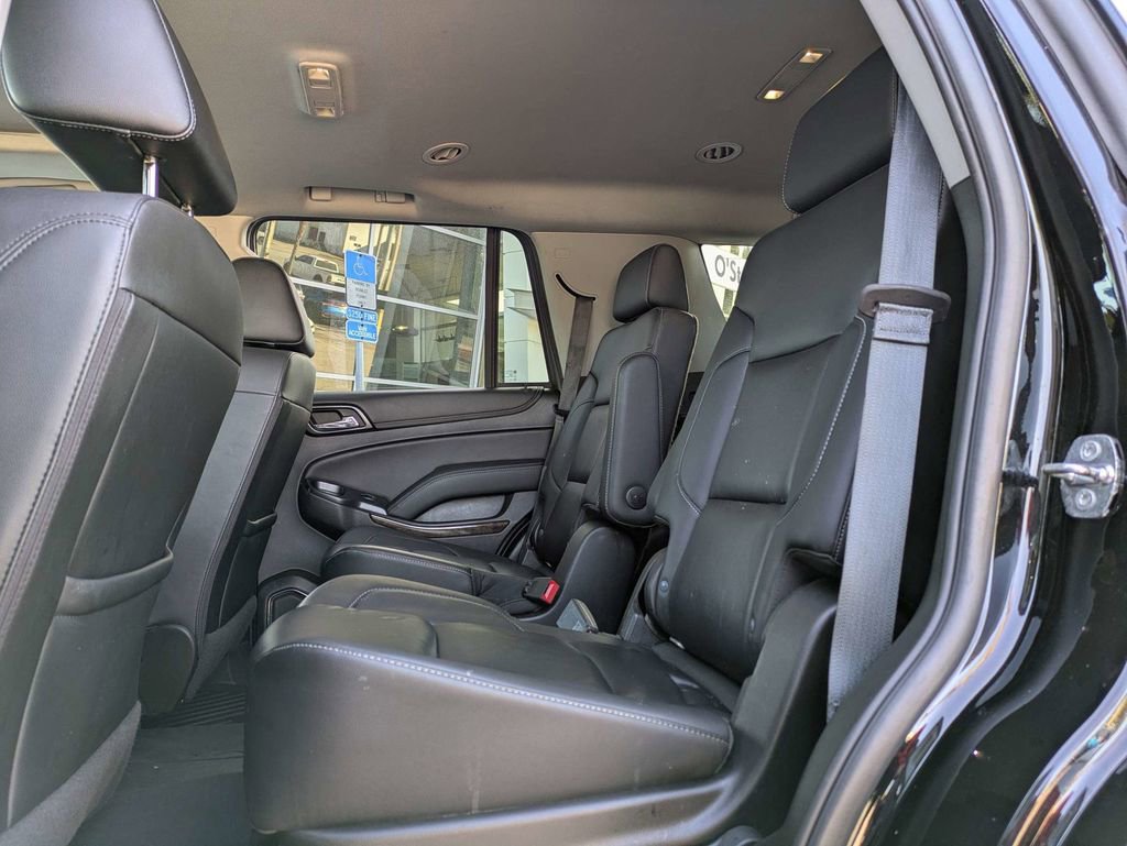 Used 2020 Chevrolet Tahoe LT w/ Z71 Midnight Edition image 16