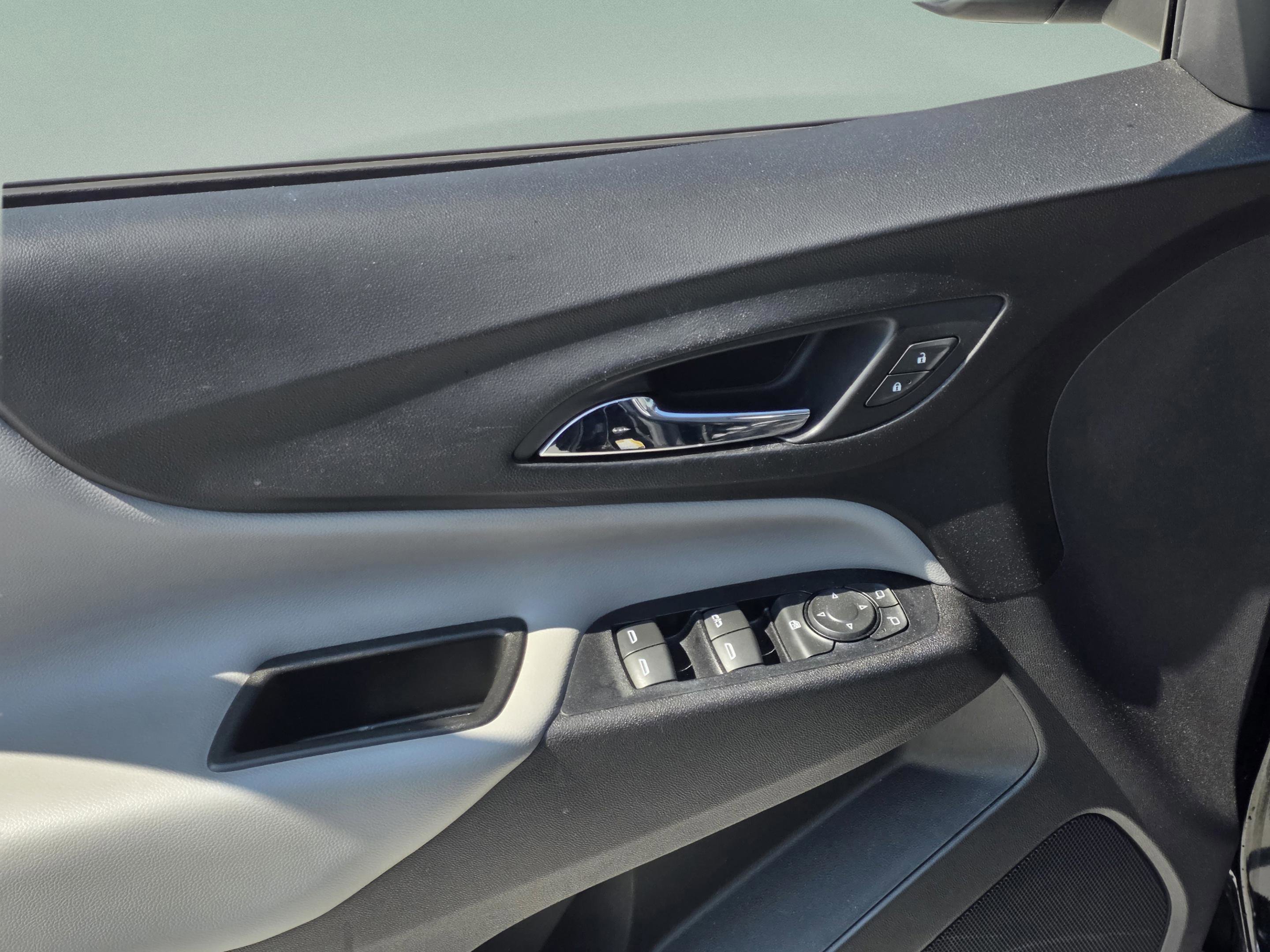 Used 2018 Chevrolet Equinox LS FWD image 9