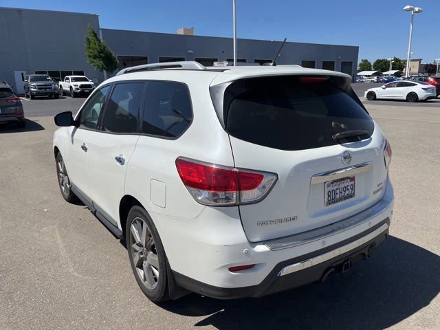 Used 2016 Nissan Pathfinder Platinum AWD/4WD image 7