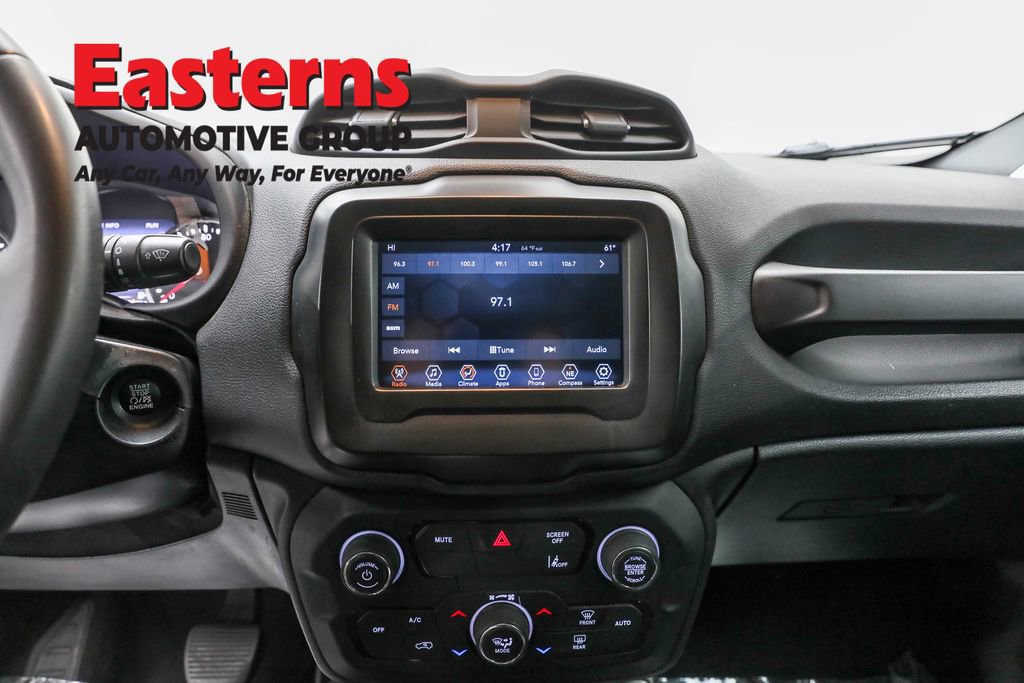 Used 2021 Jeep Renegade Latitude image 12