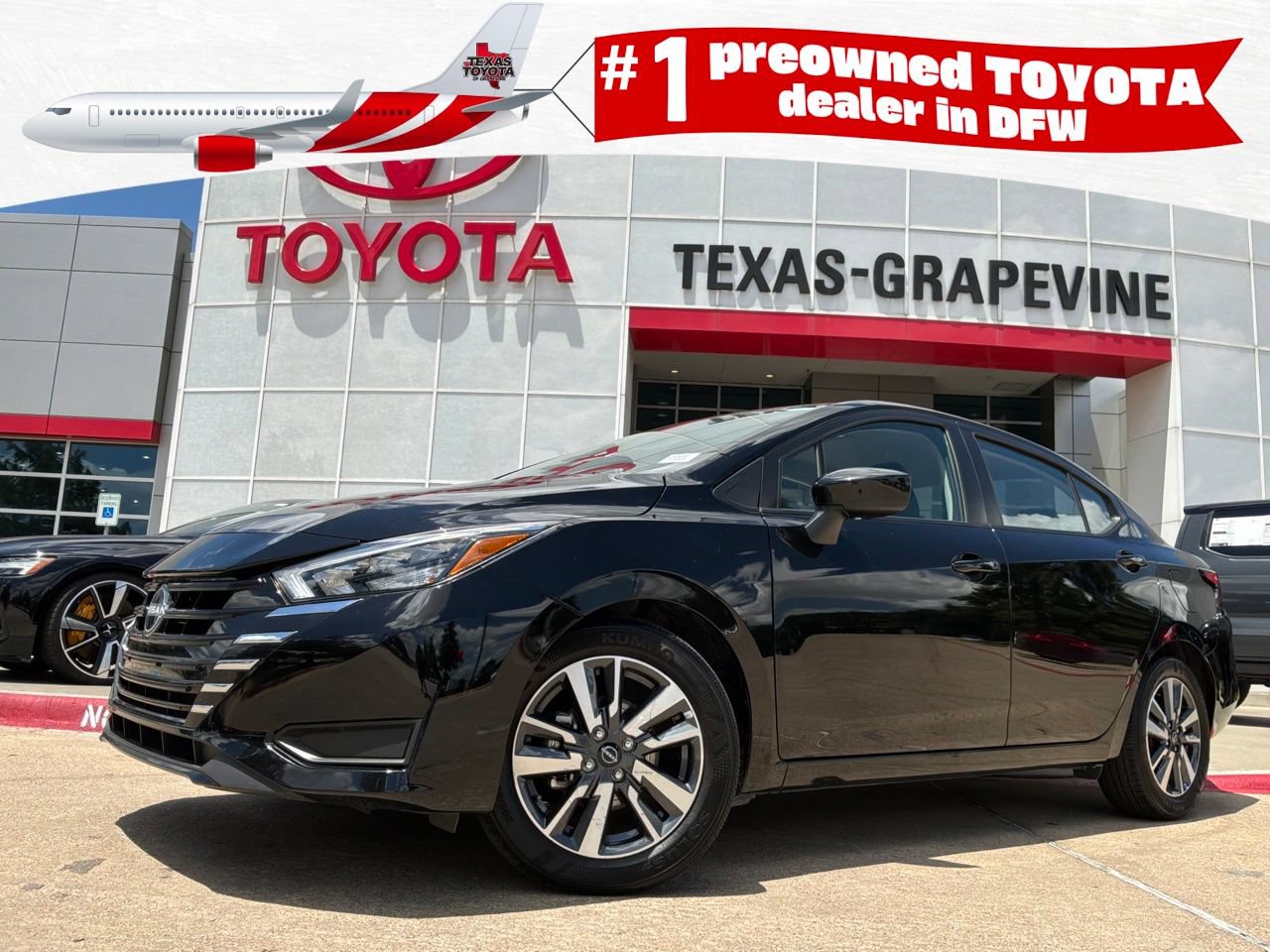 Used 2025 Nissan Versa SV FWD image 1