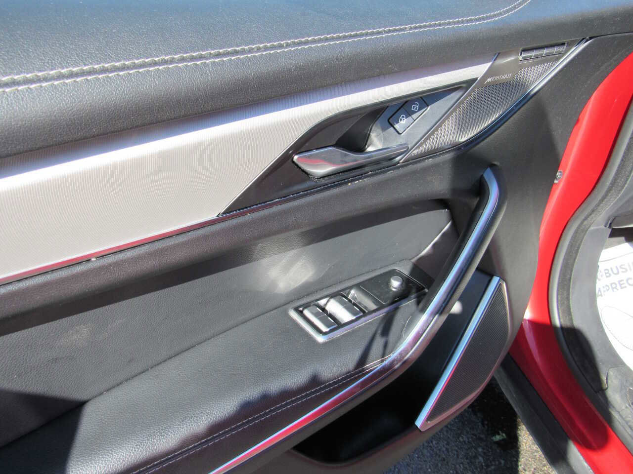 Used 2024 Jaguar F-PACE R-Dynamic S image 17