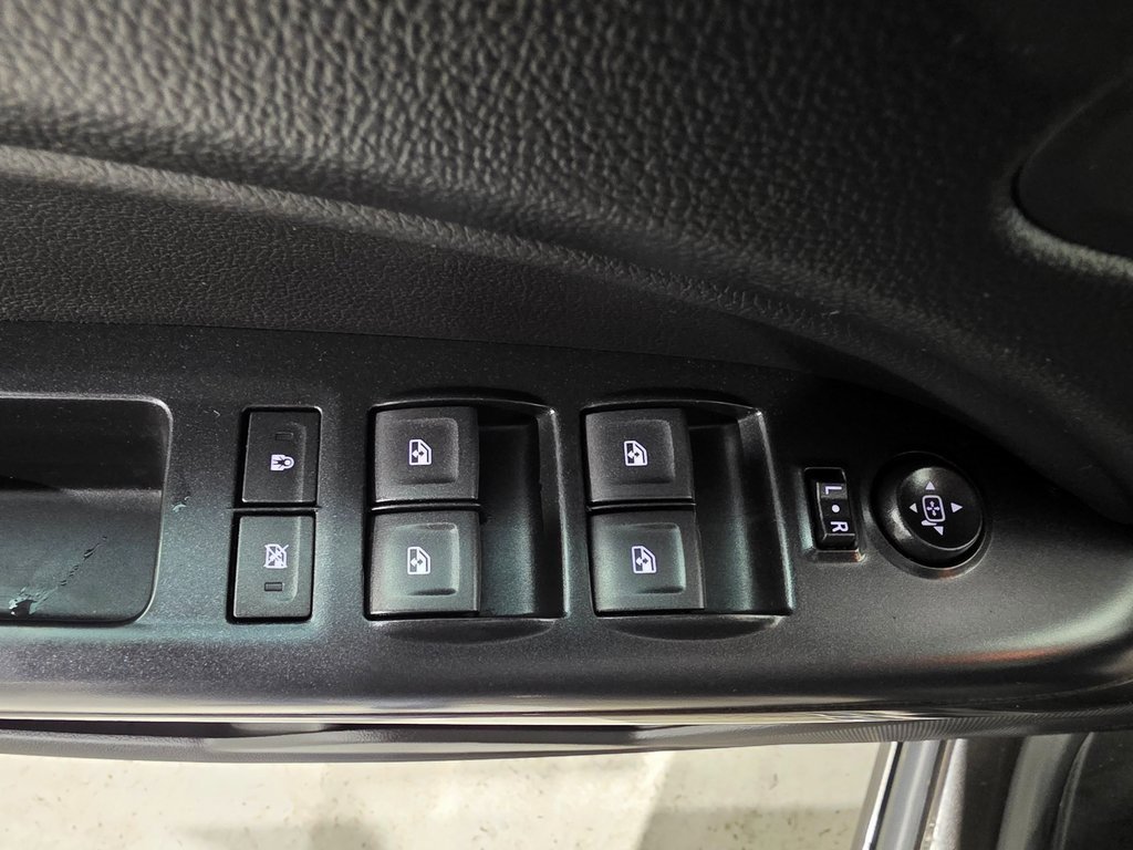 Used 2019 GMC Canyon SLE image 19