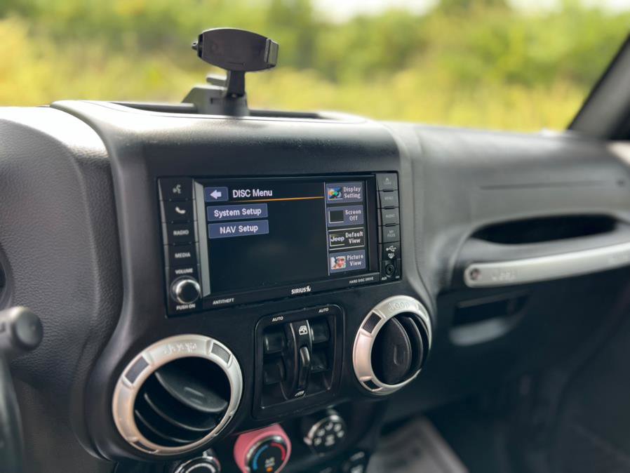 Used 2018 Jeep Wrangler Unlimited Sahara image 20