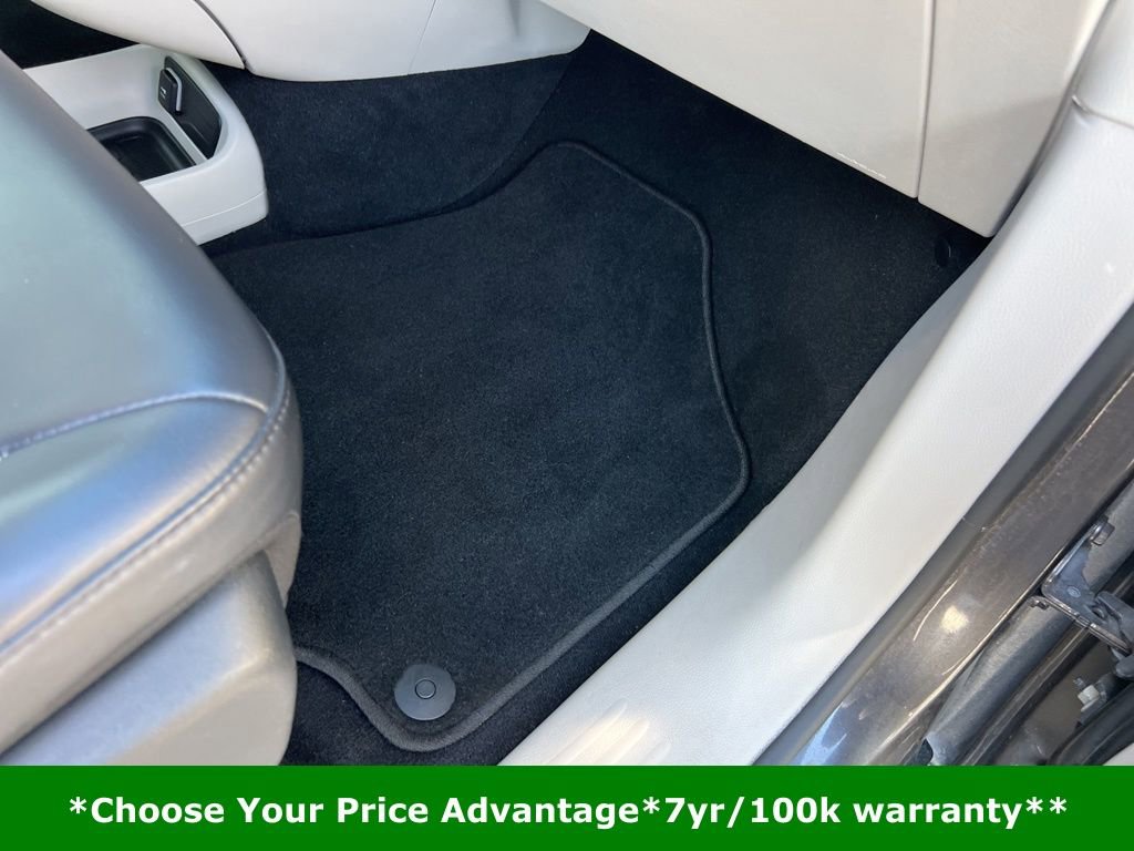 Certified 2023 Chrysler Pacifica Touring-L image 27