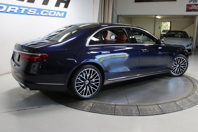 Used 2022 Mercedes-Benz S 500 4MATIC w/ 3D Technology Package image 6
