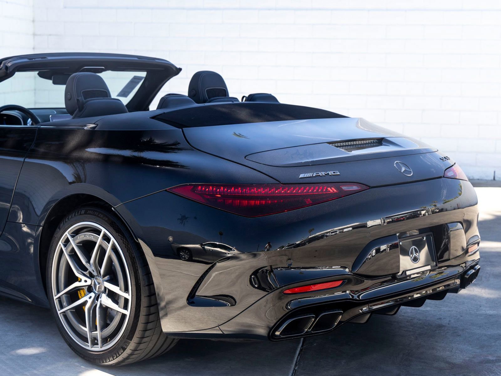 Used 2023 Mercedes-Benz SL 63 AMG 4MATIC image 9