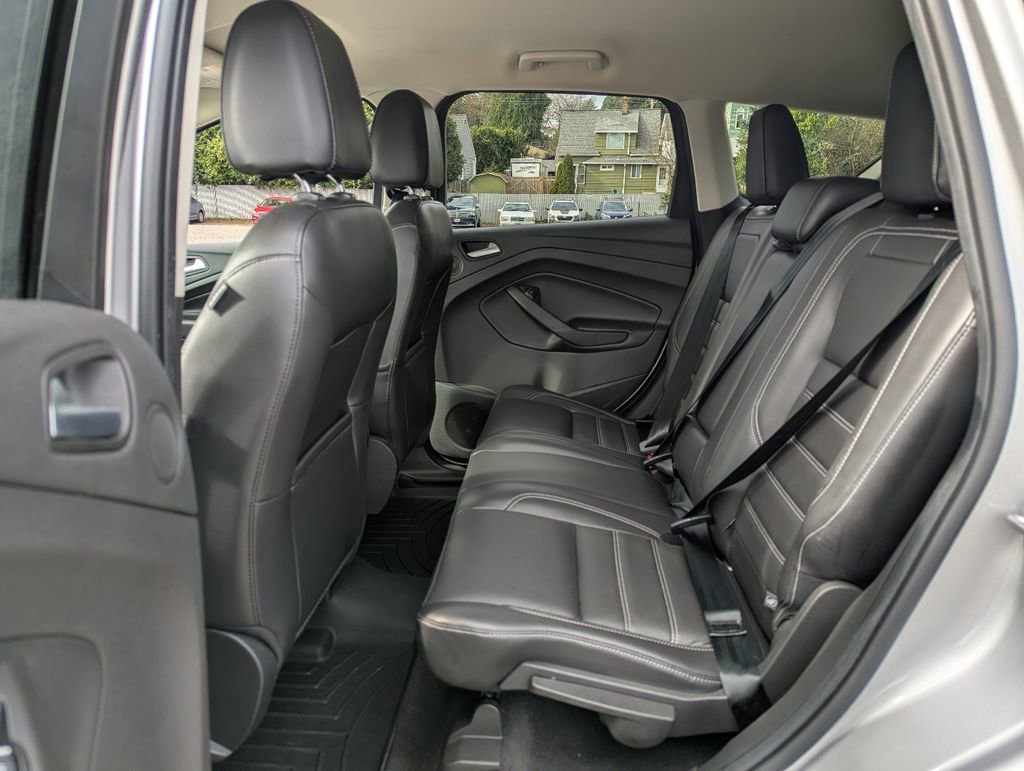 Used 2017 Ford Escape Titanium image 28