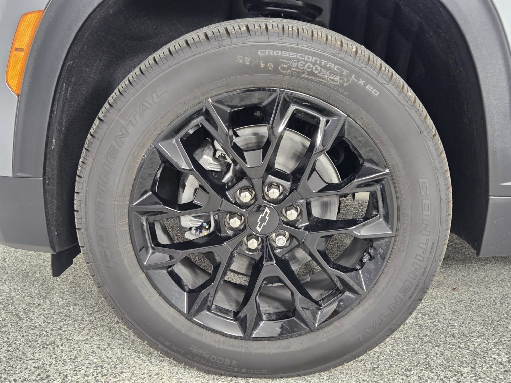 New 2026 Chevrolet Traverse LT w/ Midnight/Sport Edition FWD image 14