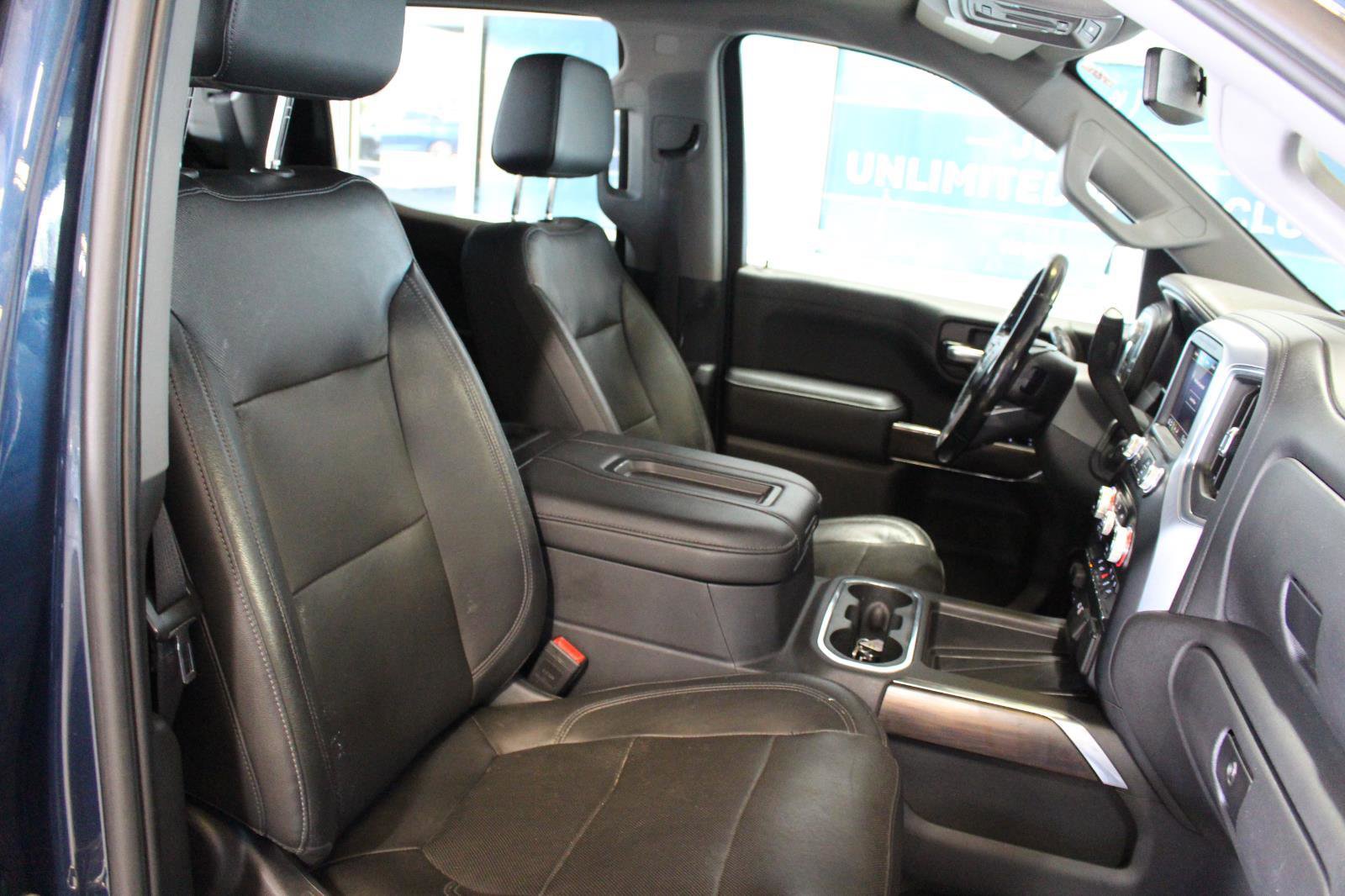 Used 2020 GMC Sierra 1500 SLT w/ SLT Convenience Package image 17